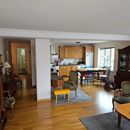 Soverom Til Leie For Korte Opphold Homestay szállás *